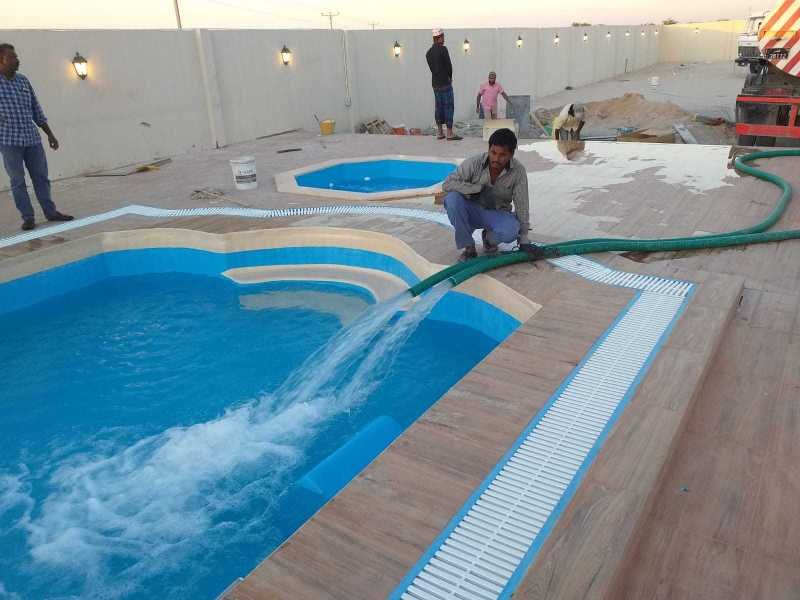 مسابح آلظبي