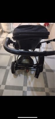 بيع عربة اطفال